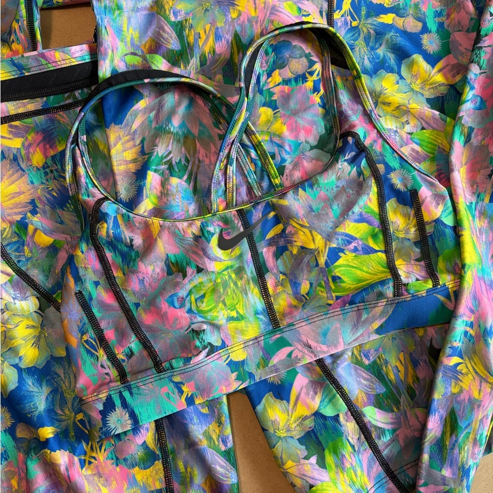 Nike Floral Fusion Swimwear - Picture 2 of 11